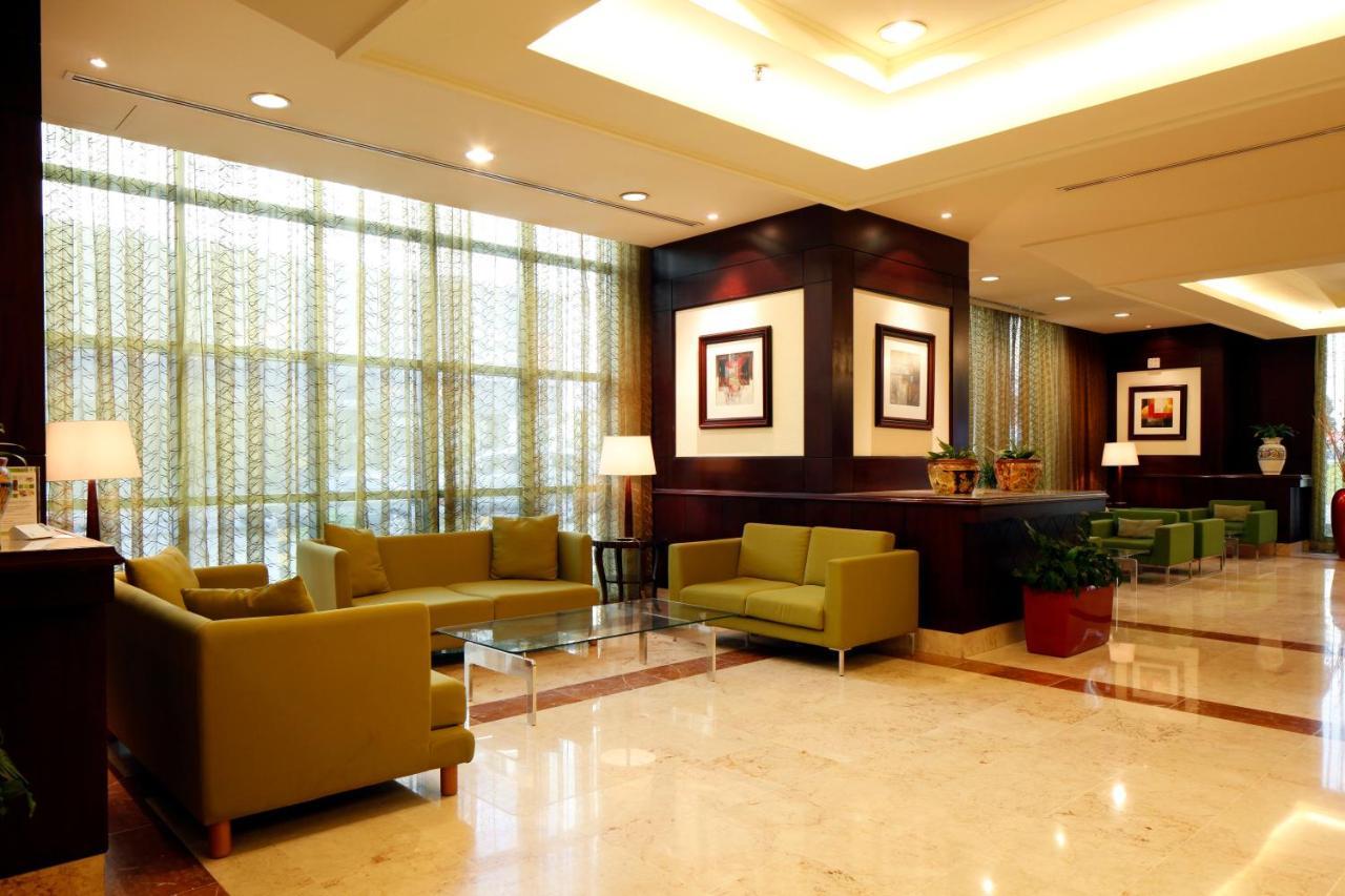 Holiday Inn Olaya By Ihg Riad Exterior foto