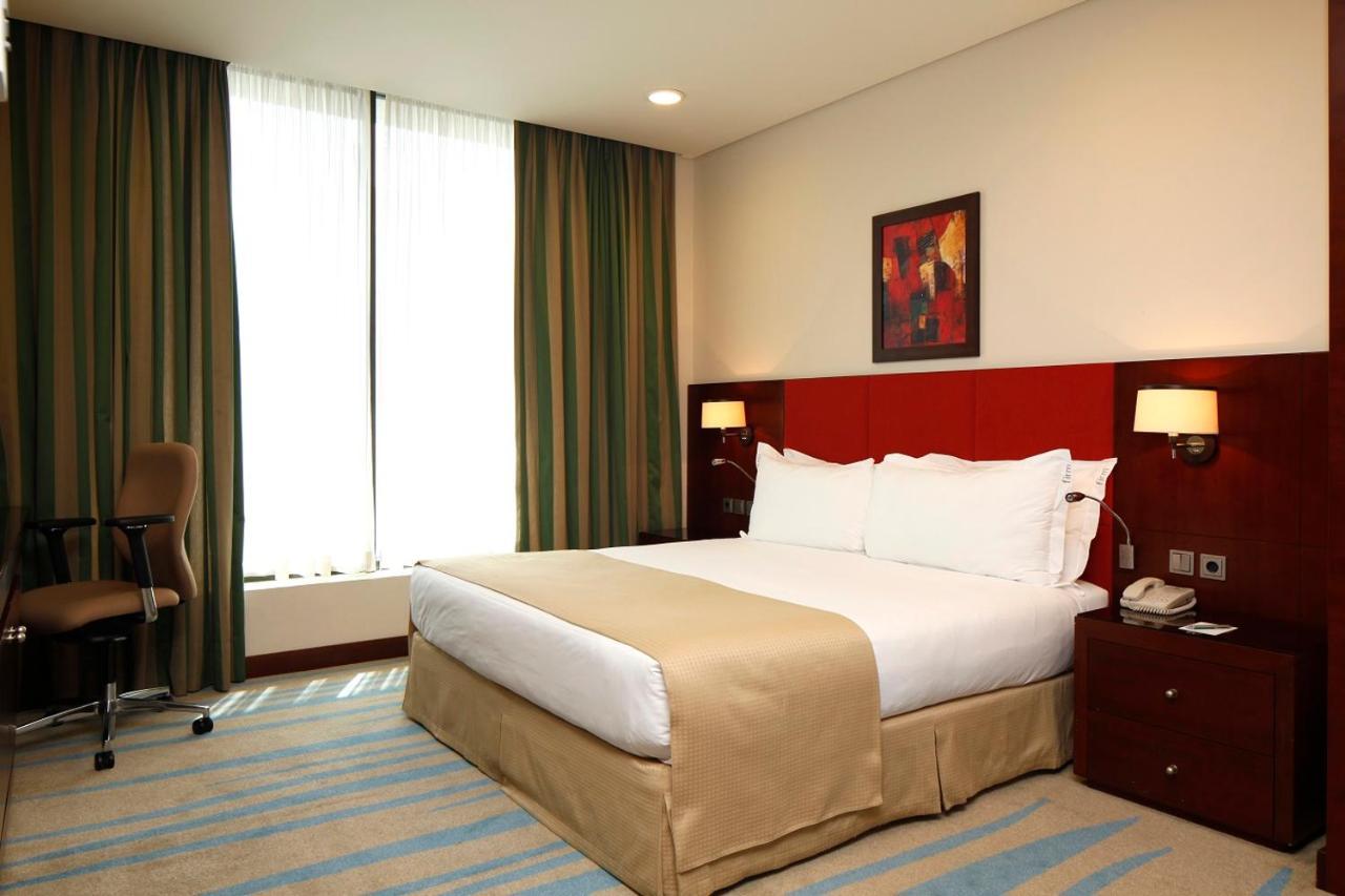 Holiday Inn Olaya By Ihg Riad Exterior foto