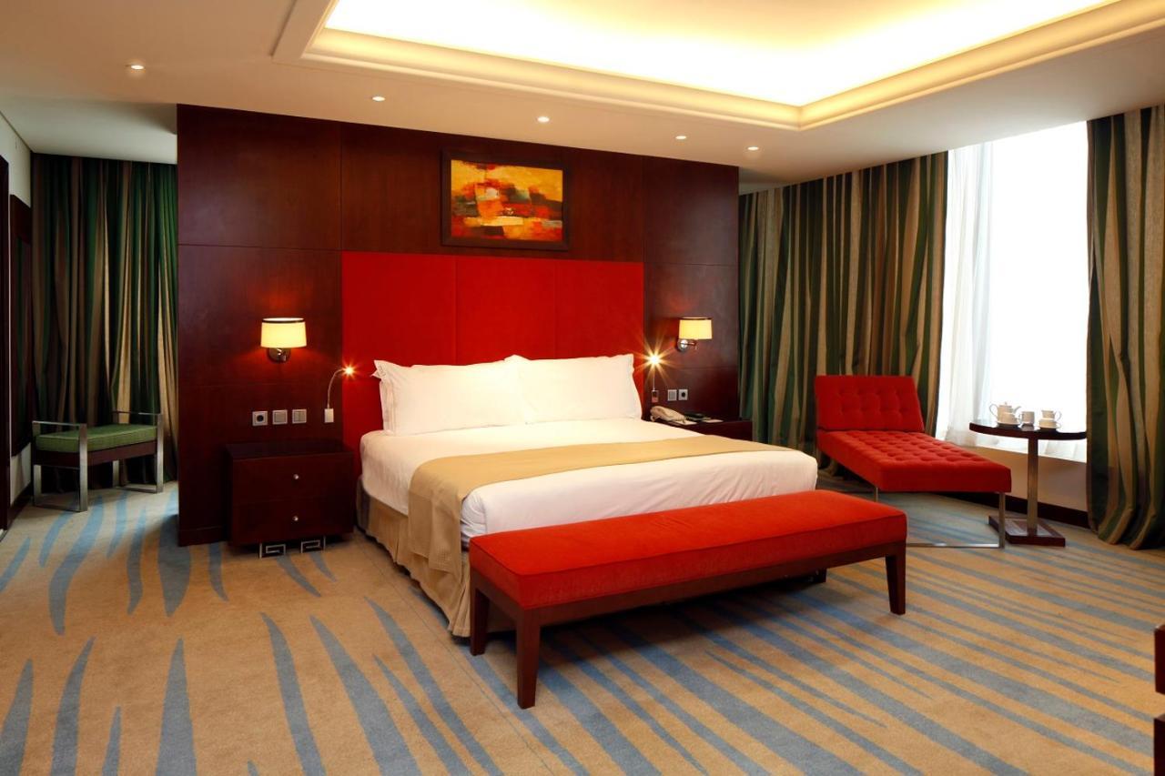Holiday Inn Olaya By Ihg Riad Exterior foto