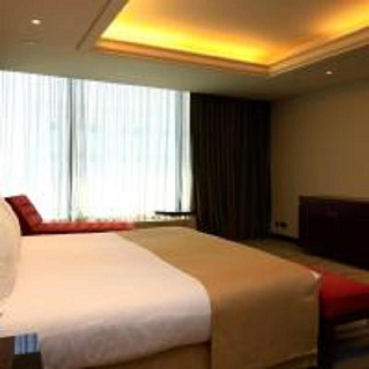 Holiday Inn Olaya By Ihg Riad Exterior foto